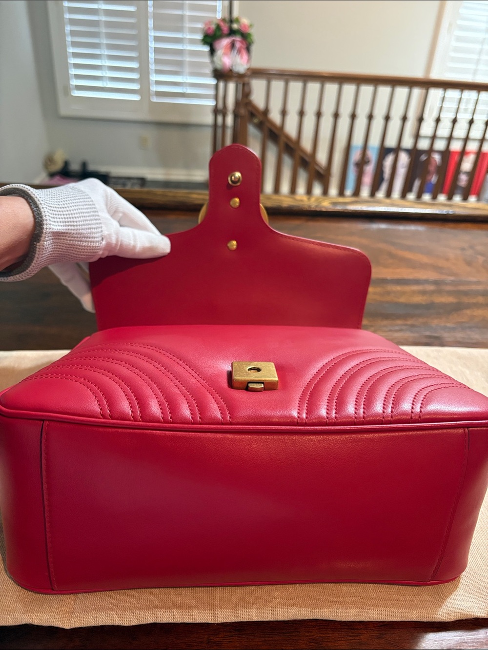 GUCCI GG Marmont Small Matelasśe Top Handle/Crossbody Bag - Picture 8 of 17